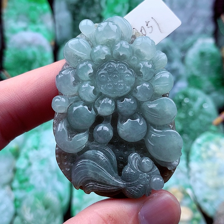 翡翠吊坠(不含链)未镶嵌