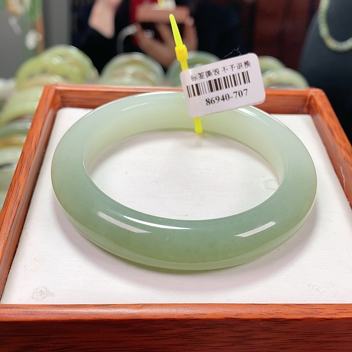 和田玉手镯未镶嵌55-56