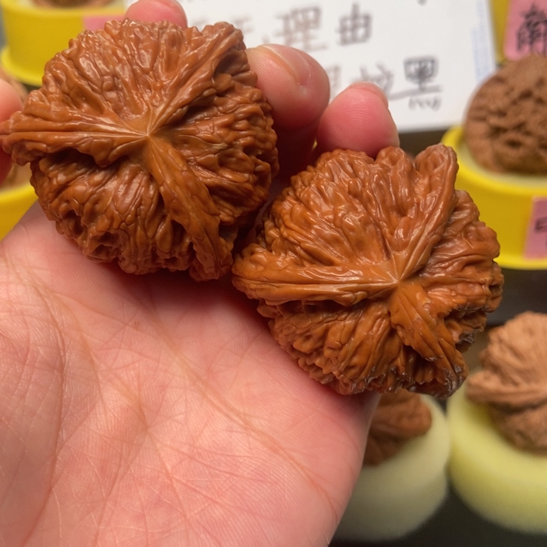 ****.核桃手串/手链三棱