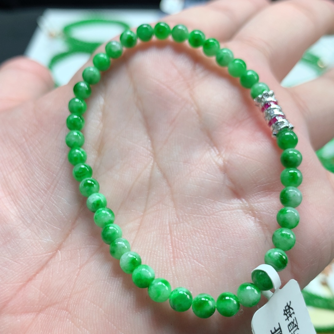 翡翠未镶嵌手链翡翠