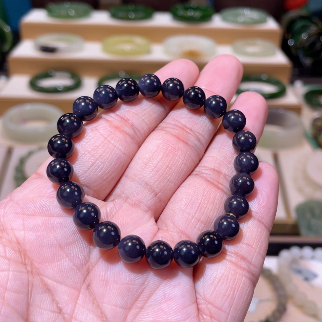 和田玉高品皇家紫手串卡8未镶嵌