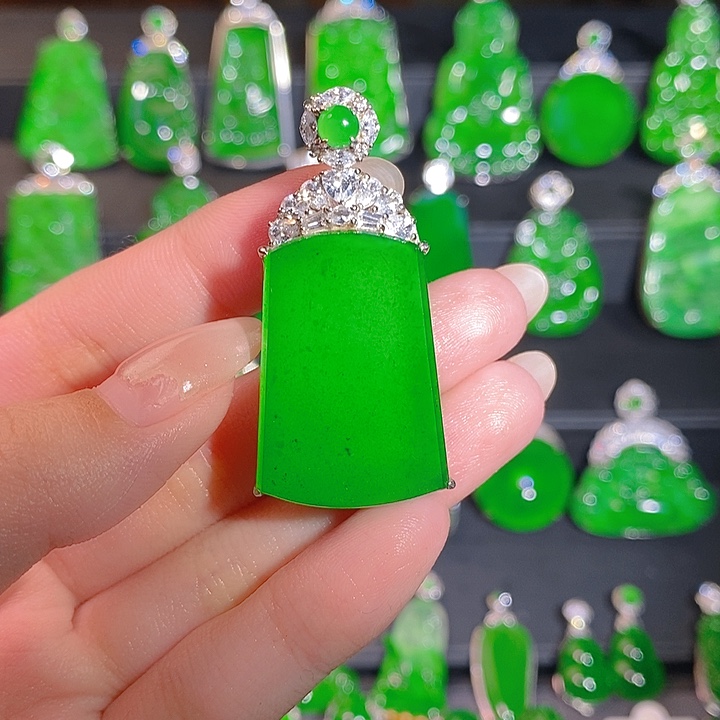 翡翠银S925镶嵌颈饰