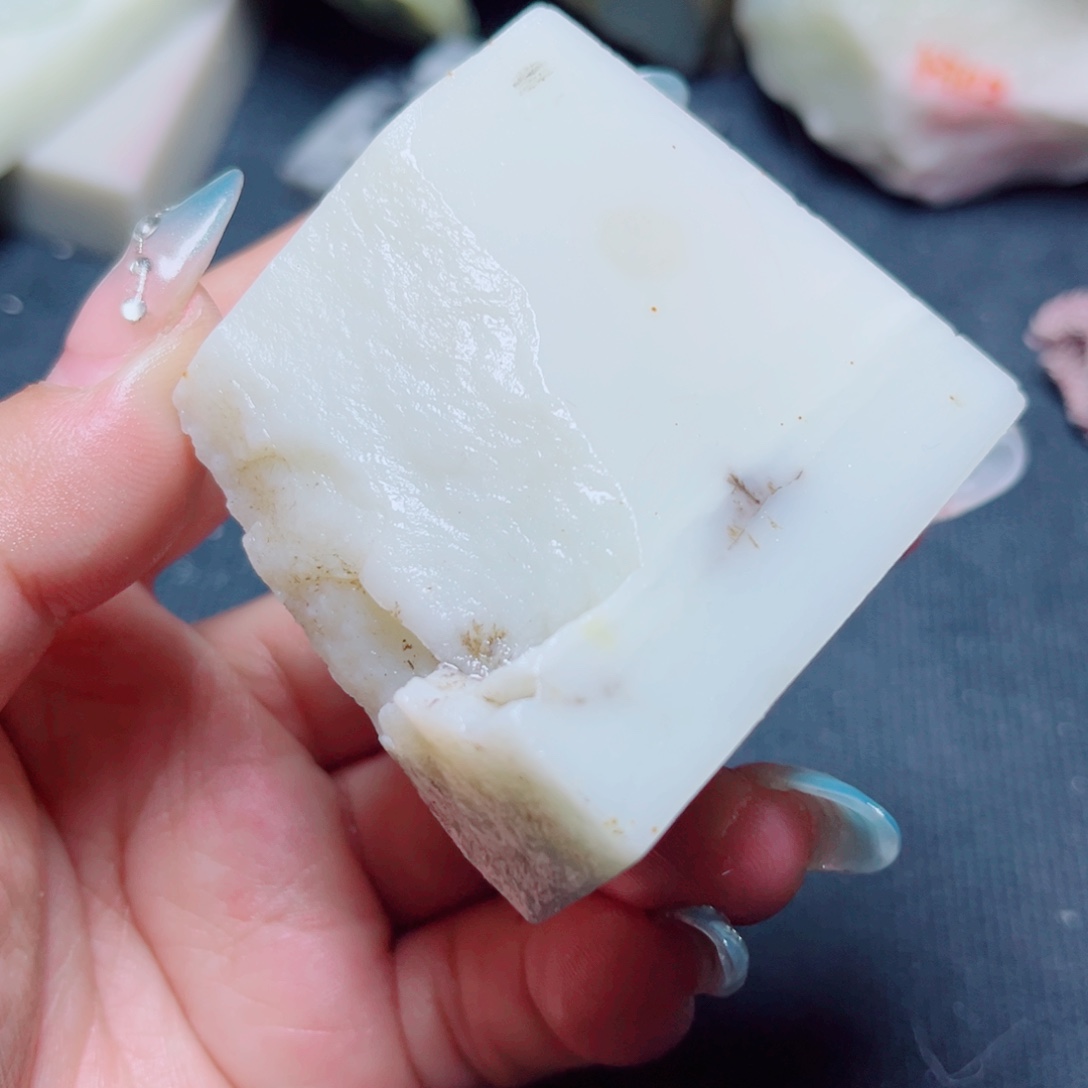 未镶嵌和田玉珠宝奇石