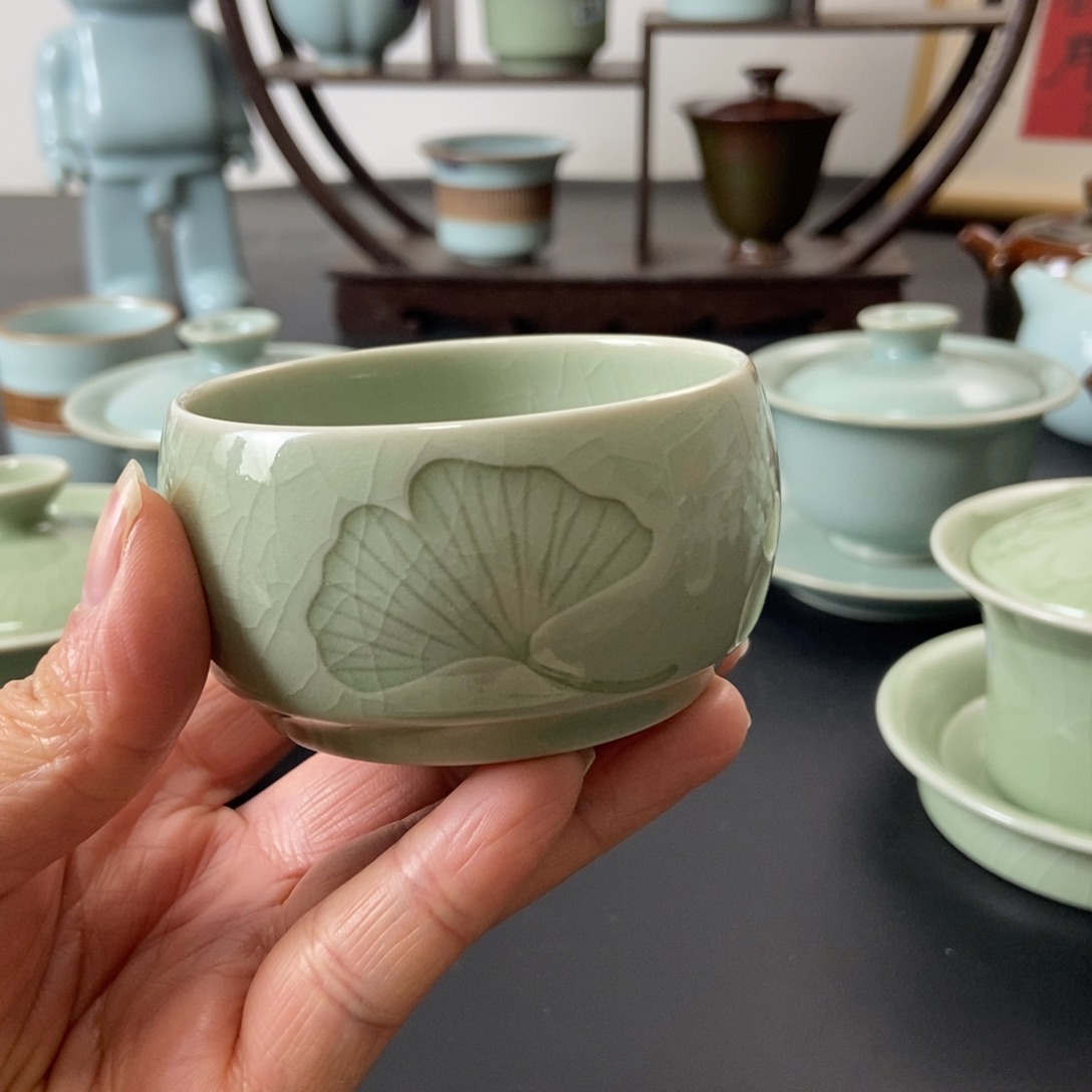 【***】豆绿釉禅定杯福利款