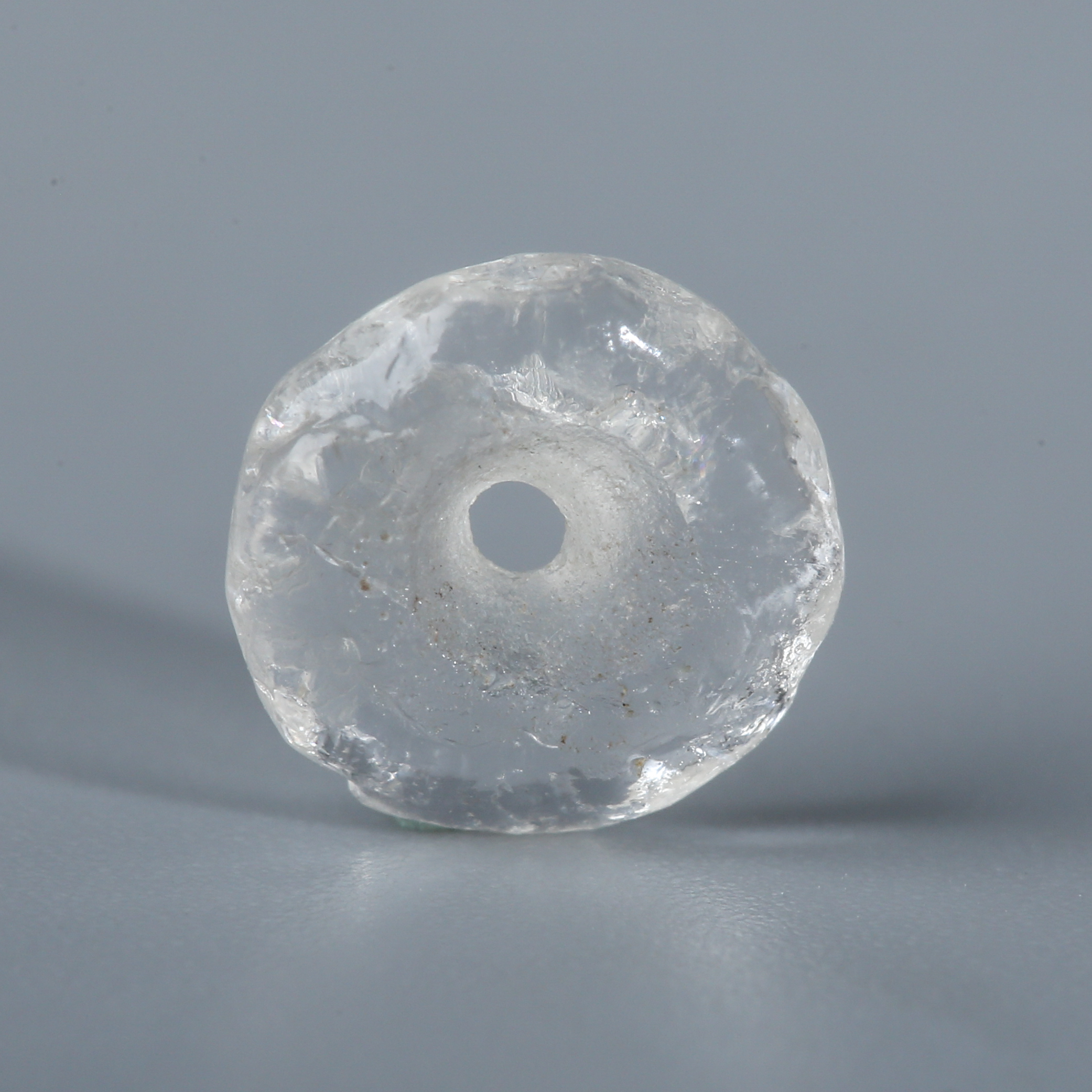 XY-73-35 印度河谷文明研磨孔水晶剁珠  7.7*2.6mm