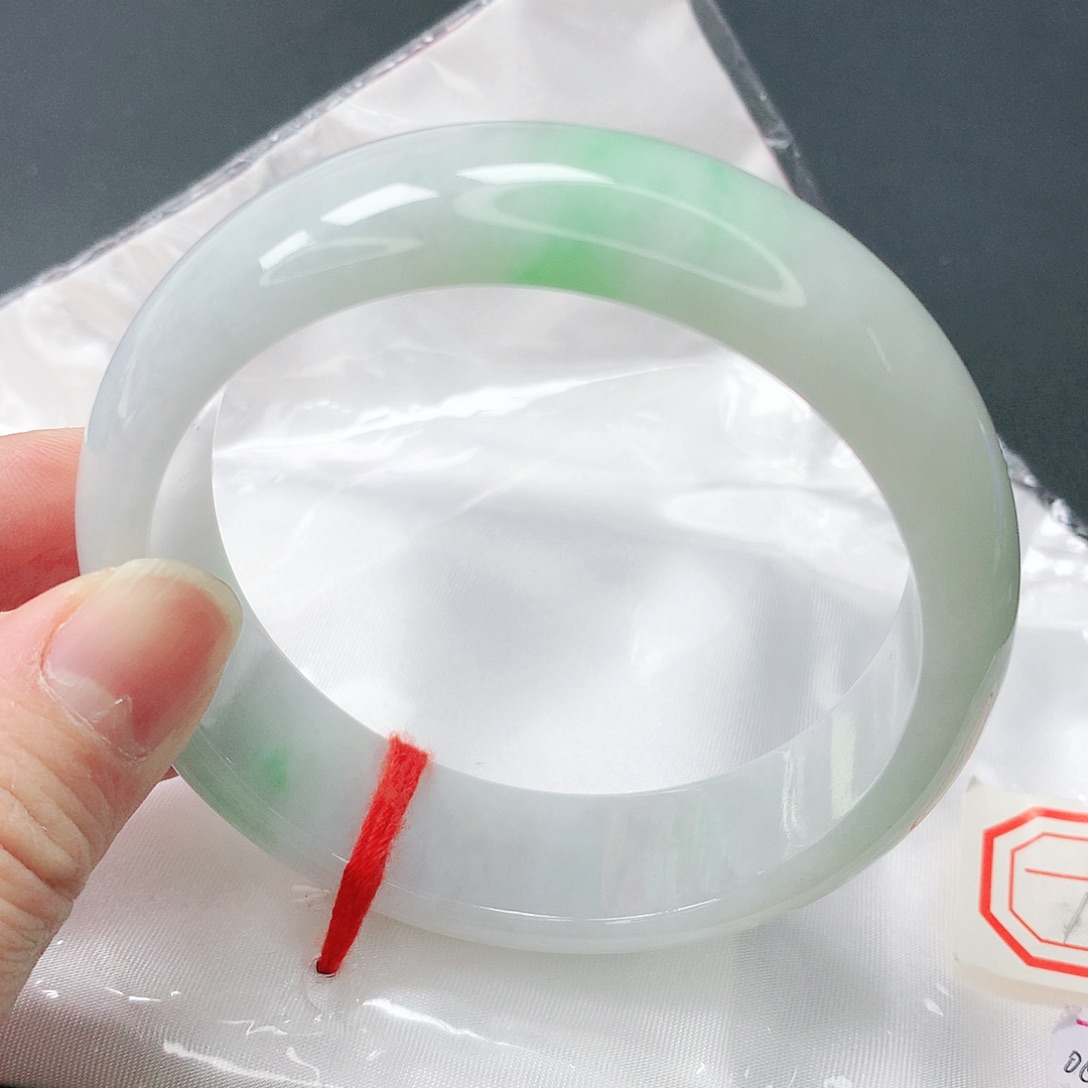 翡翠手镯未镶嵌缅甸天然A货翡翠