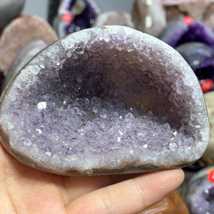 水晶摆件未镶嵌捡漏