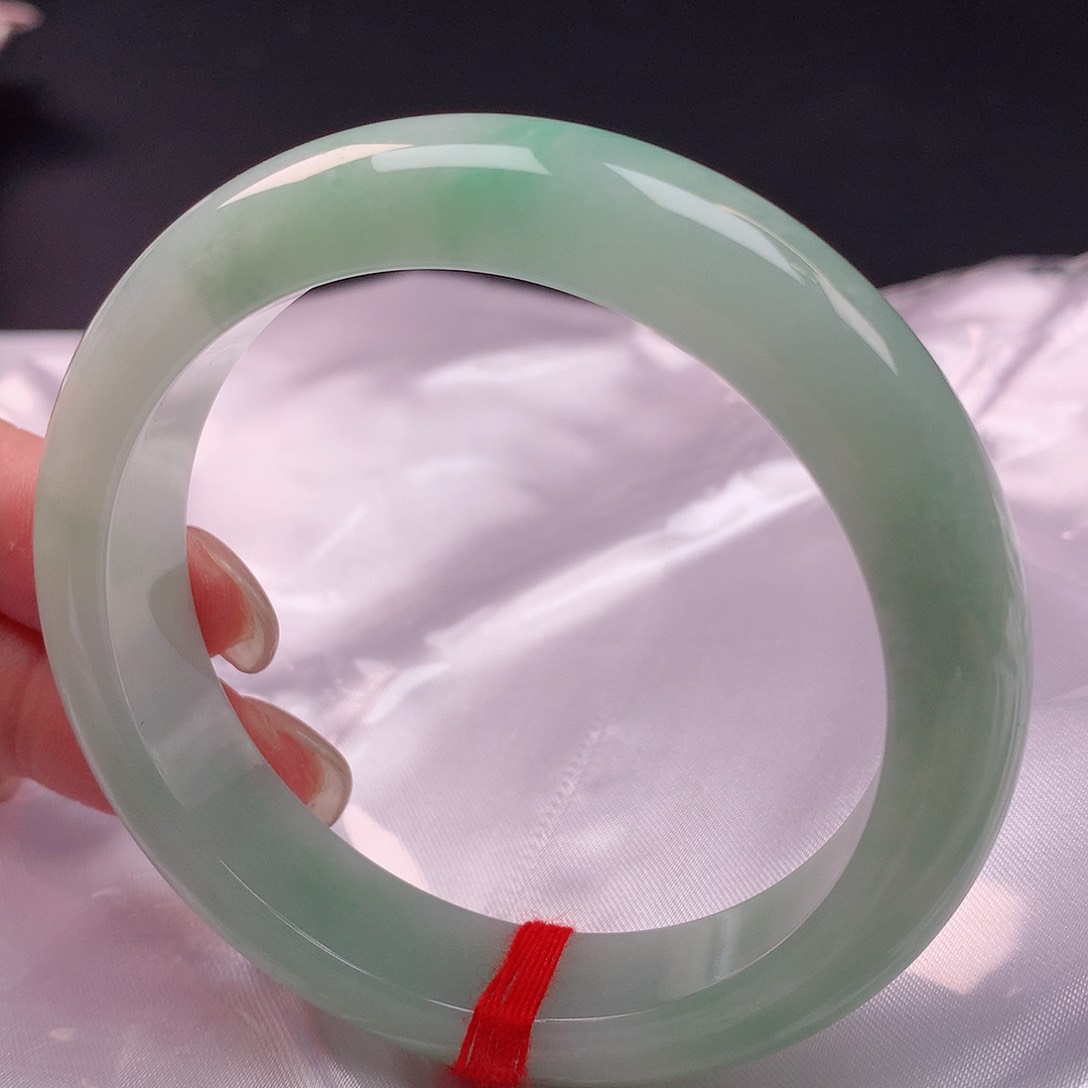 【闪购商品】未镶嵌手镯翡翠56