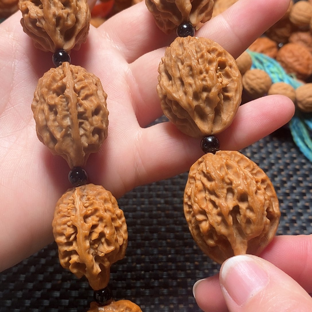 文玩核桃手串钱袋子手持