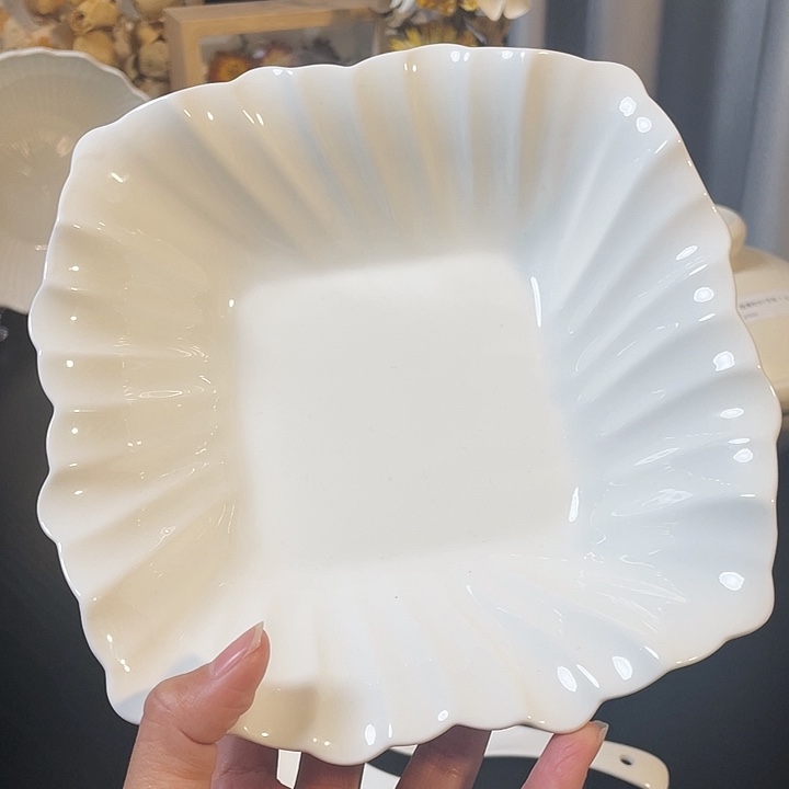 白瓷餐盘餐盘餐盘