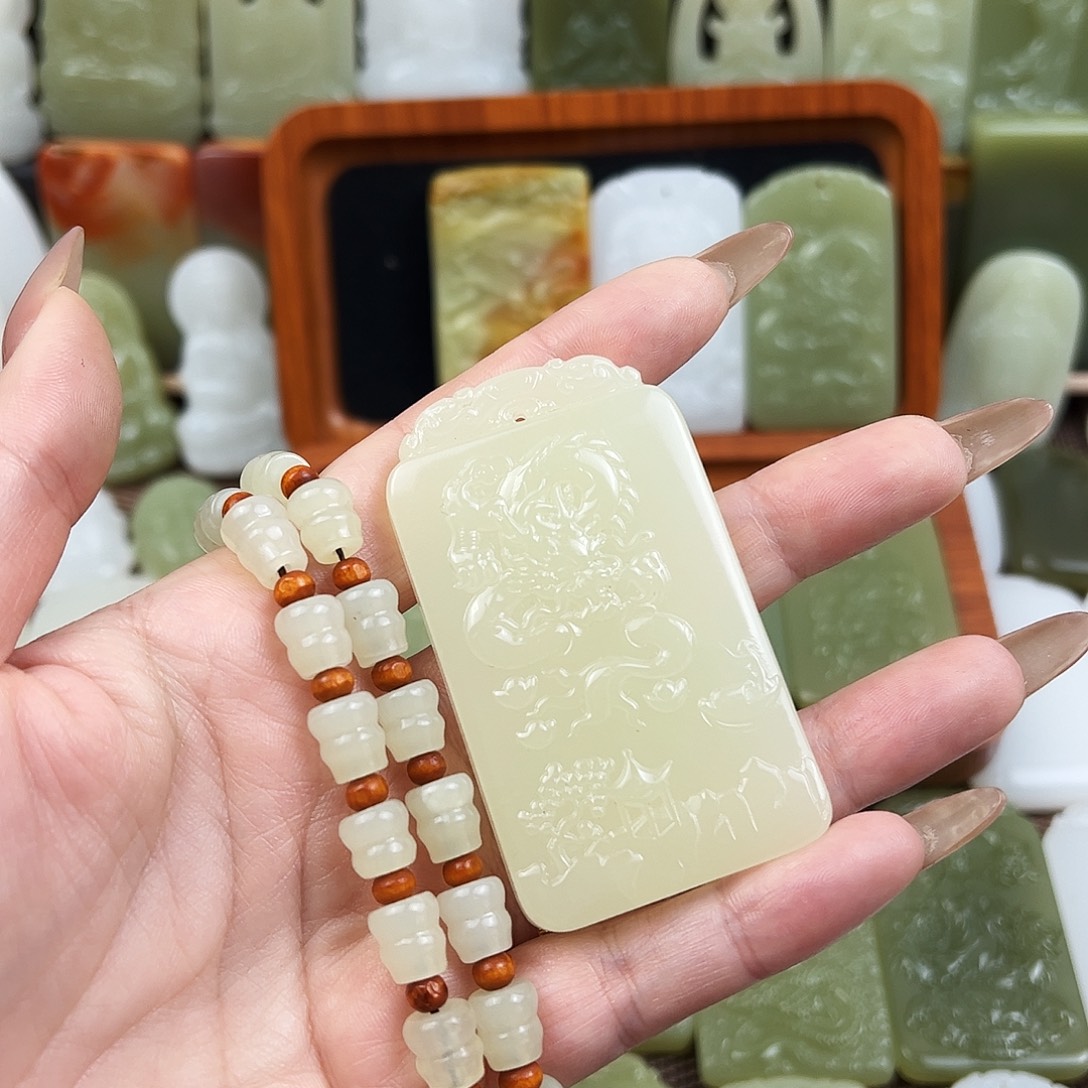 冰晴水生肖龙吊坠