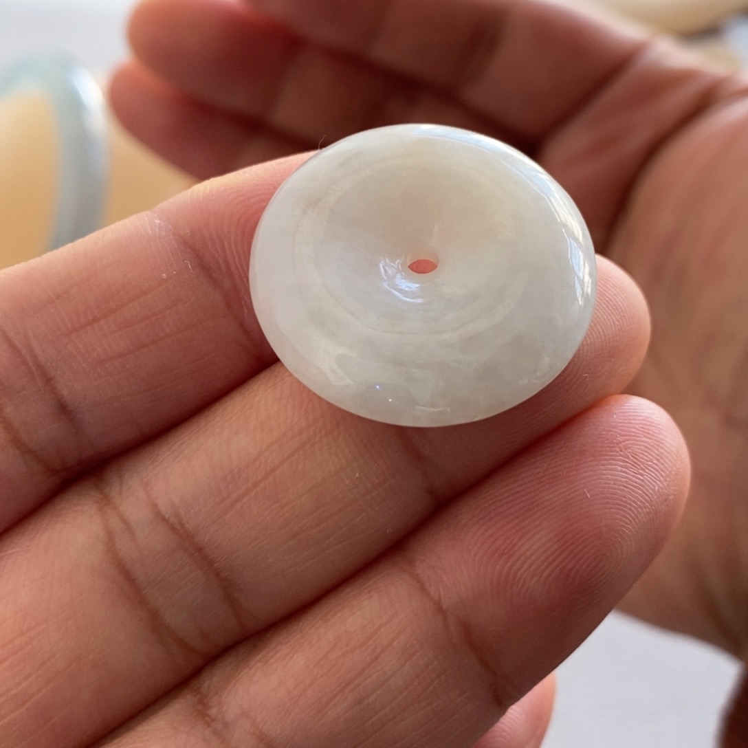 翡翠手镯未镶嵌天然翡翠吊坠