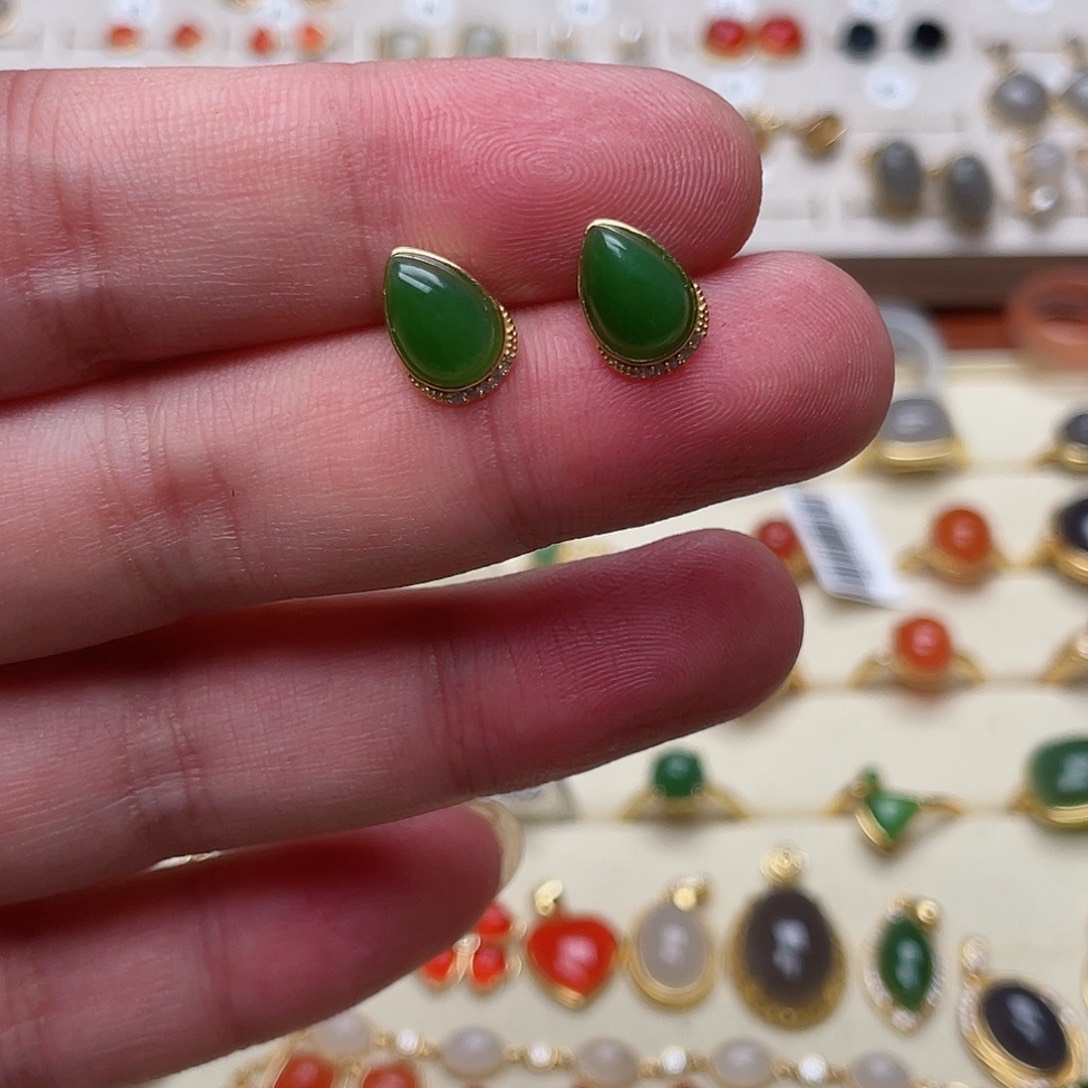 和田玉耳钉银S925镶嵌