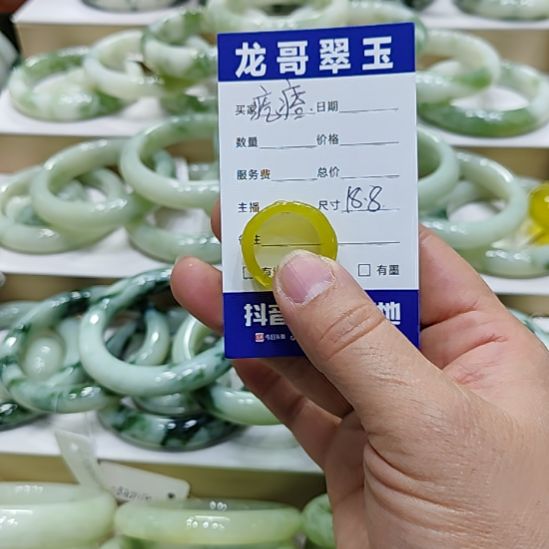 疙***蛋岫玉未镶嵌手镯岫玉