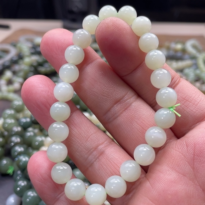 和田玉手链未镶嵌