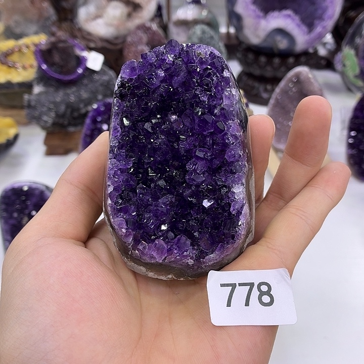 水晶大型摆件（非配饰）未镶嵌