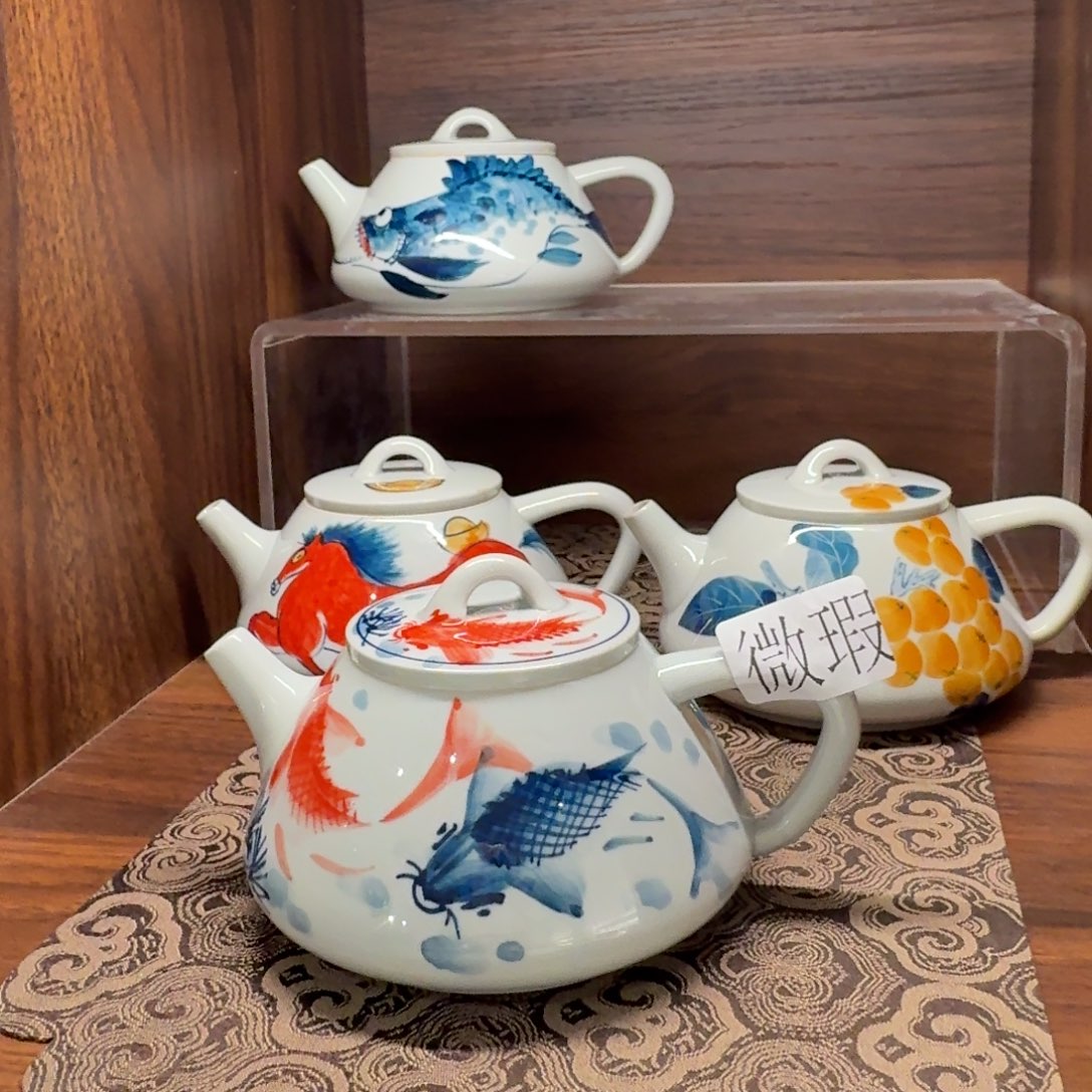 釉下手绘茶具微瑕