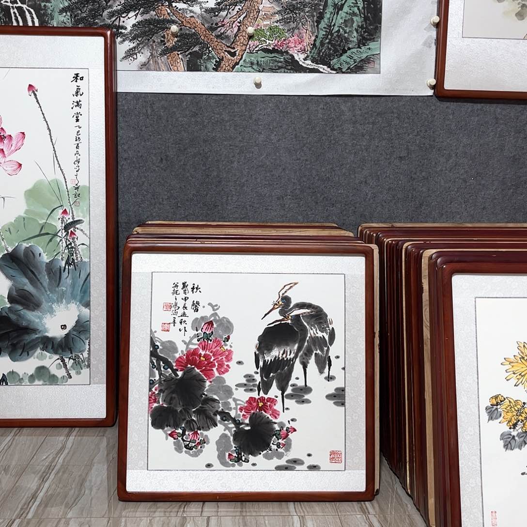 国画书画作品带框63×63厘米