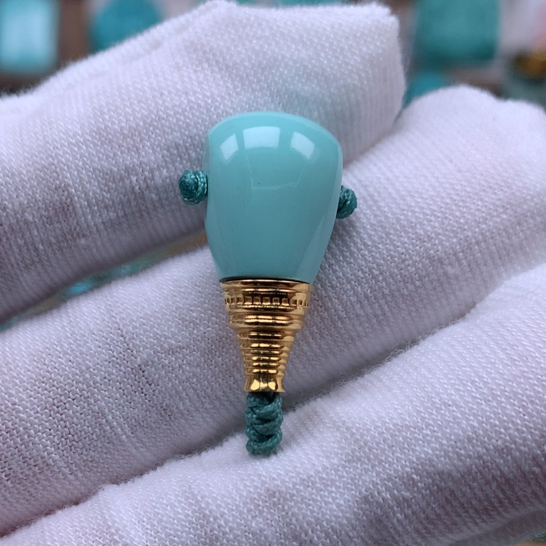 未镶嵌绿松石珠宝奇石