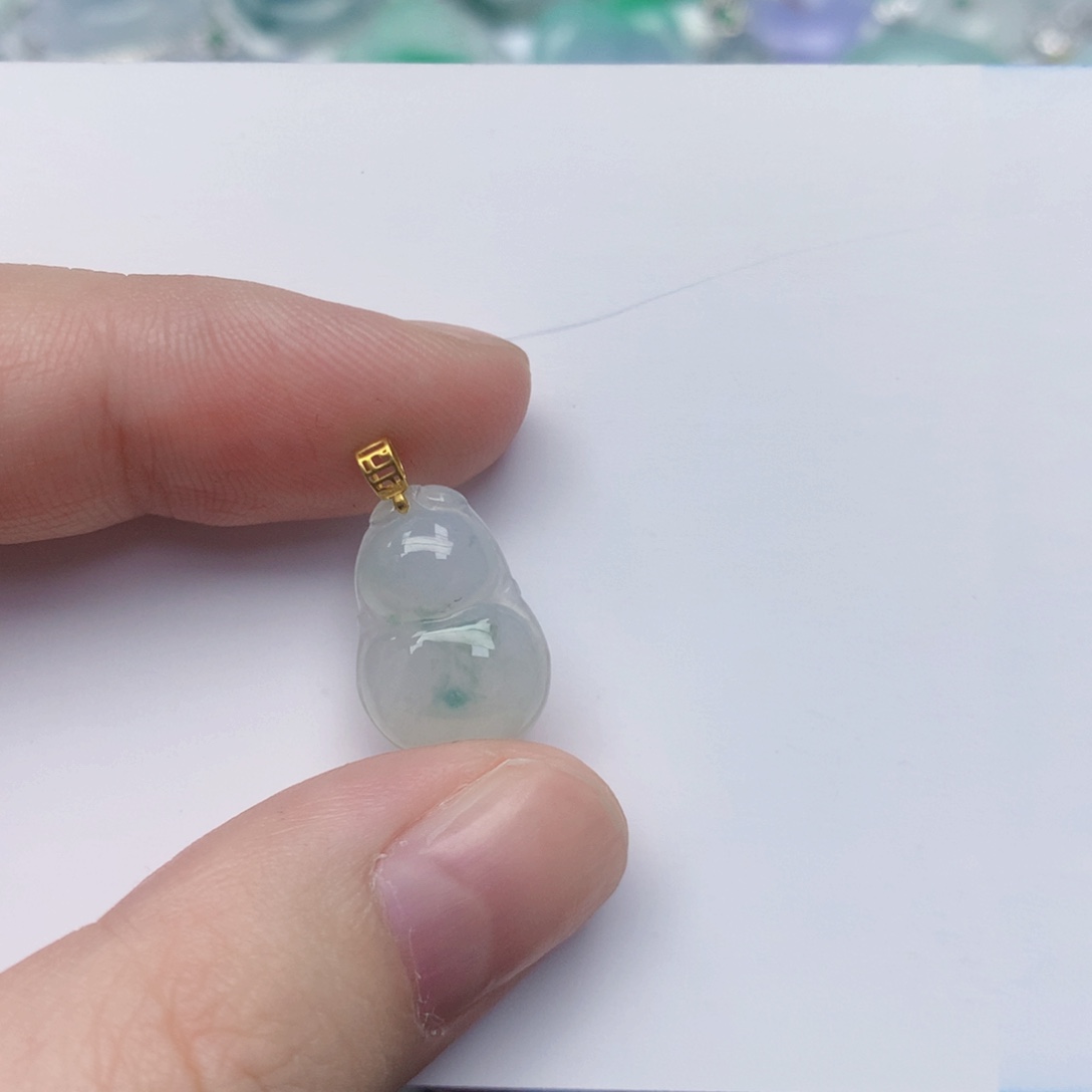 颈饰18K金镶嵌翡翠天然缅甸翡翠