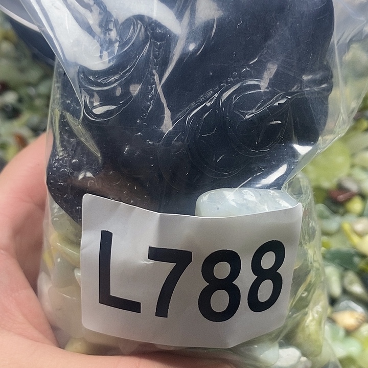 岫玉鱼缸石未镶嵌