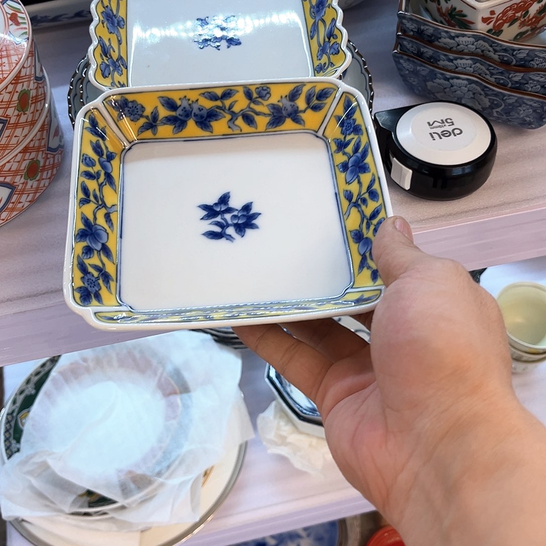 盖碗在家待一段时光吧这两人