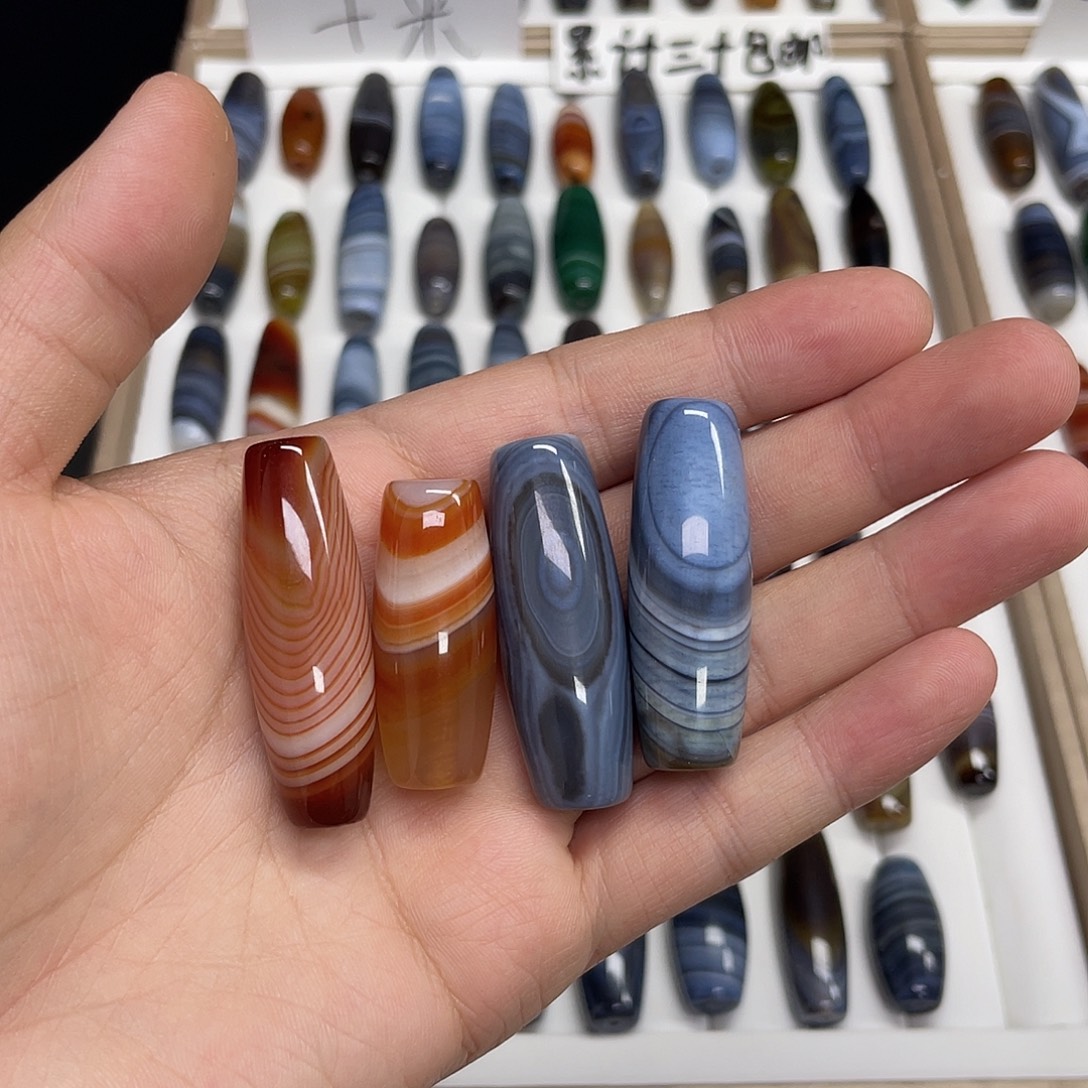 尚***峰玛瑙/玉髓合金颈饰