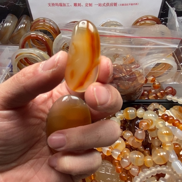 玛瑙/玉髓手串未镶嵌