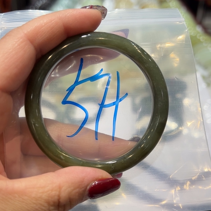 和田玉（糖玉）手镯未镶嵌