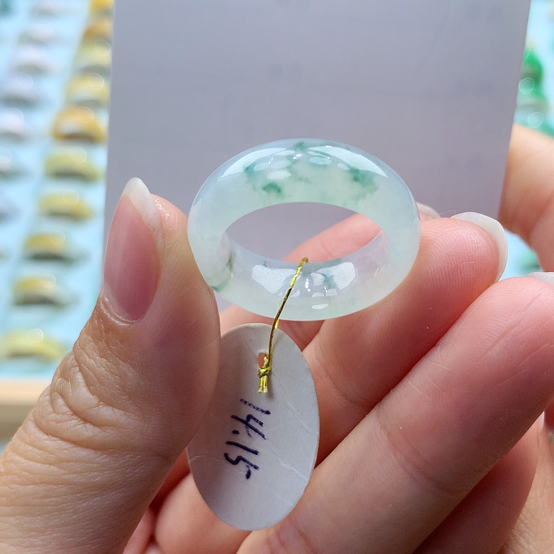 翡翠戒指未镶嵌15圈