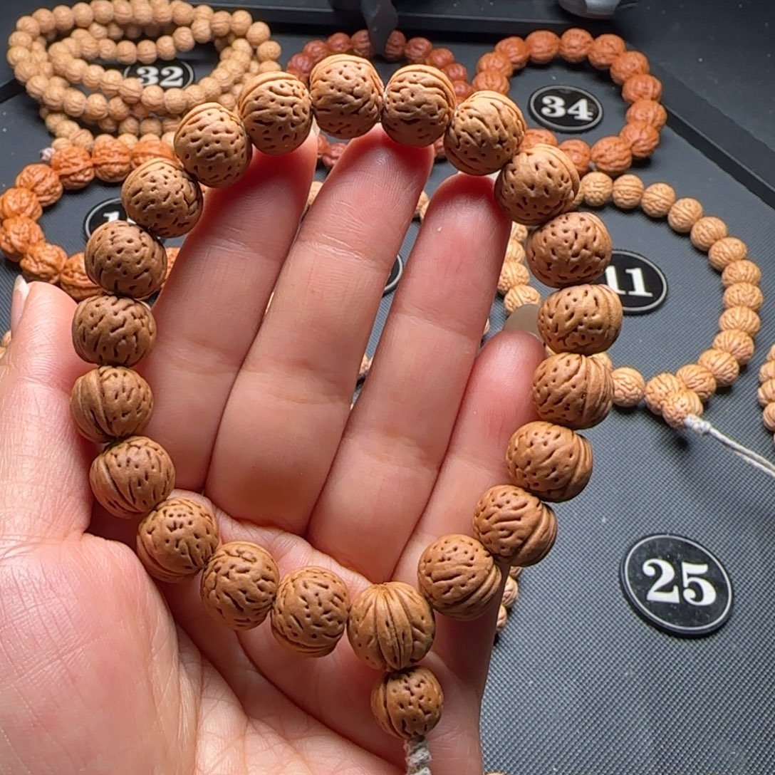 桃核手串蜡皮桃核手持