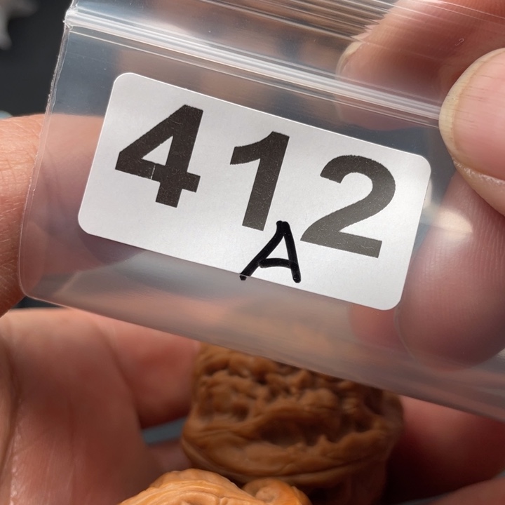 文玩核桃吊坠小**猪红锦鲤42