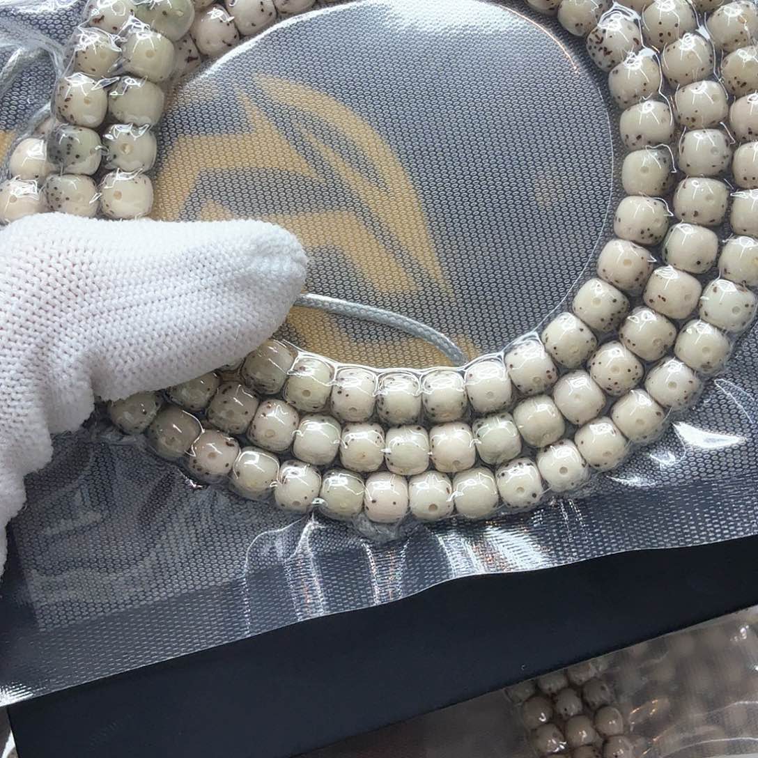 星月菩提吊坠9糯冰7左右108