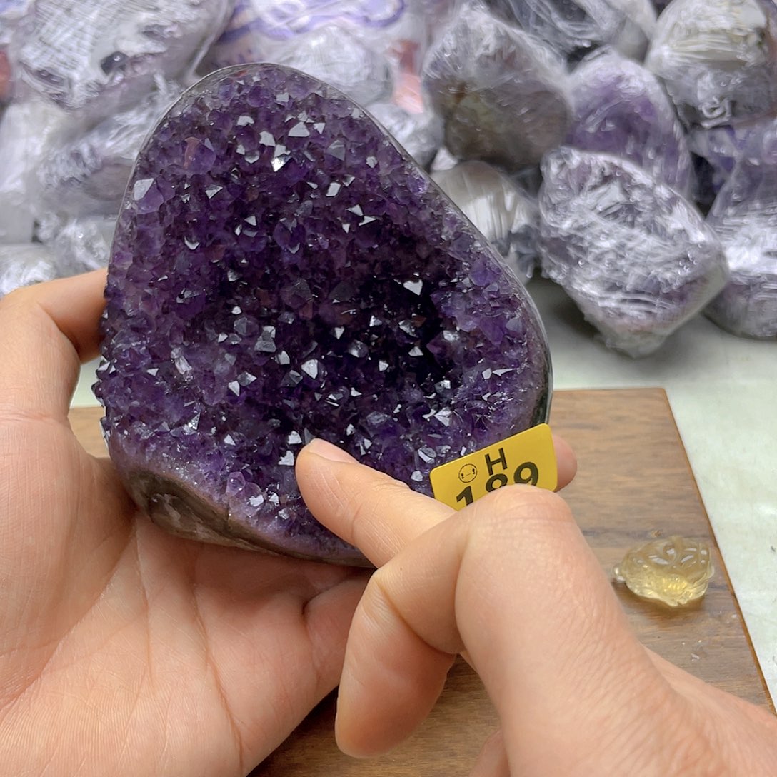 紫晶大型摆件（非配饰）未镶嵌