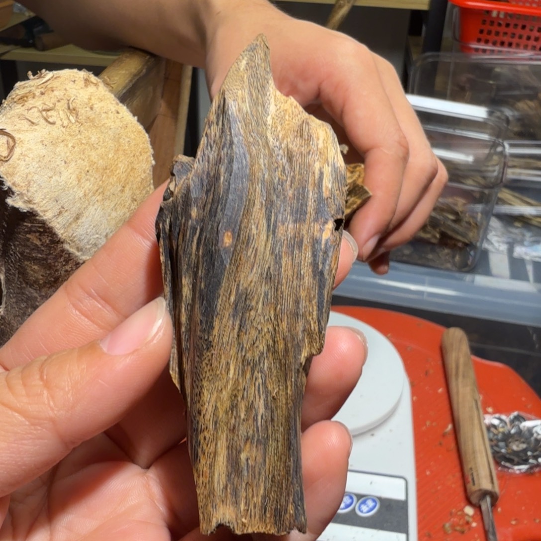 白奇沉香块料沉香