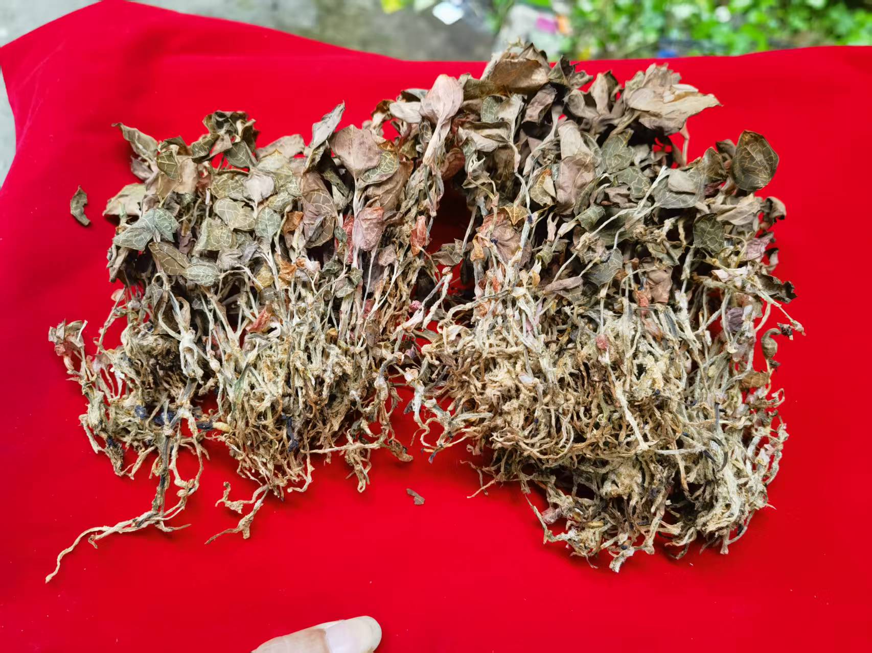 2【金-线-莲】净含量：50g-100g【阿徐现收】