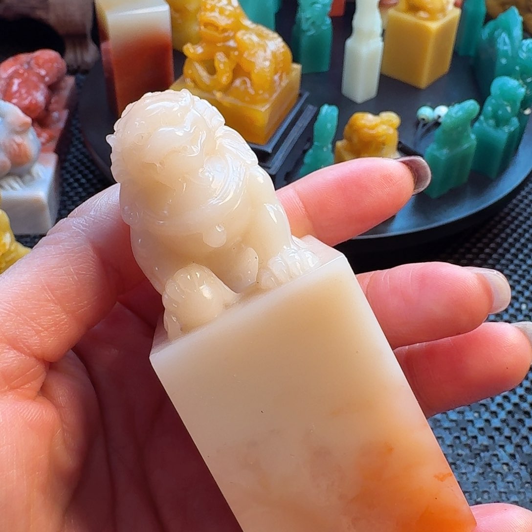 寿山石印石老挝石