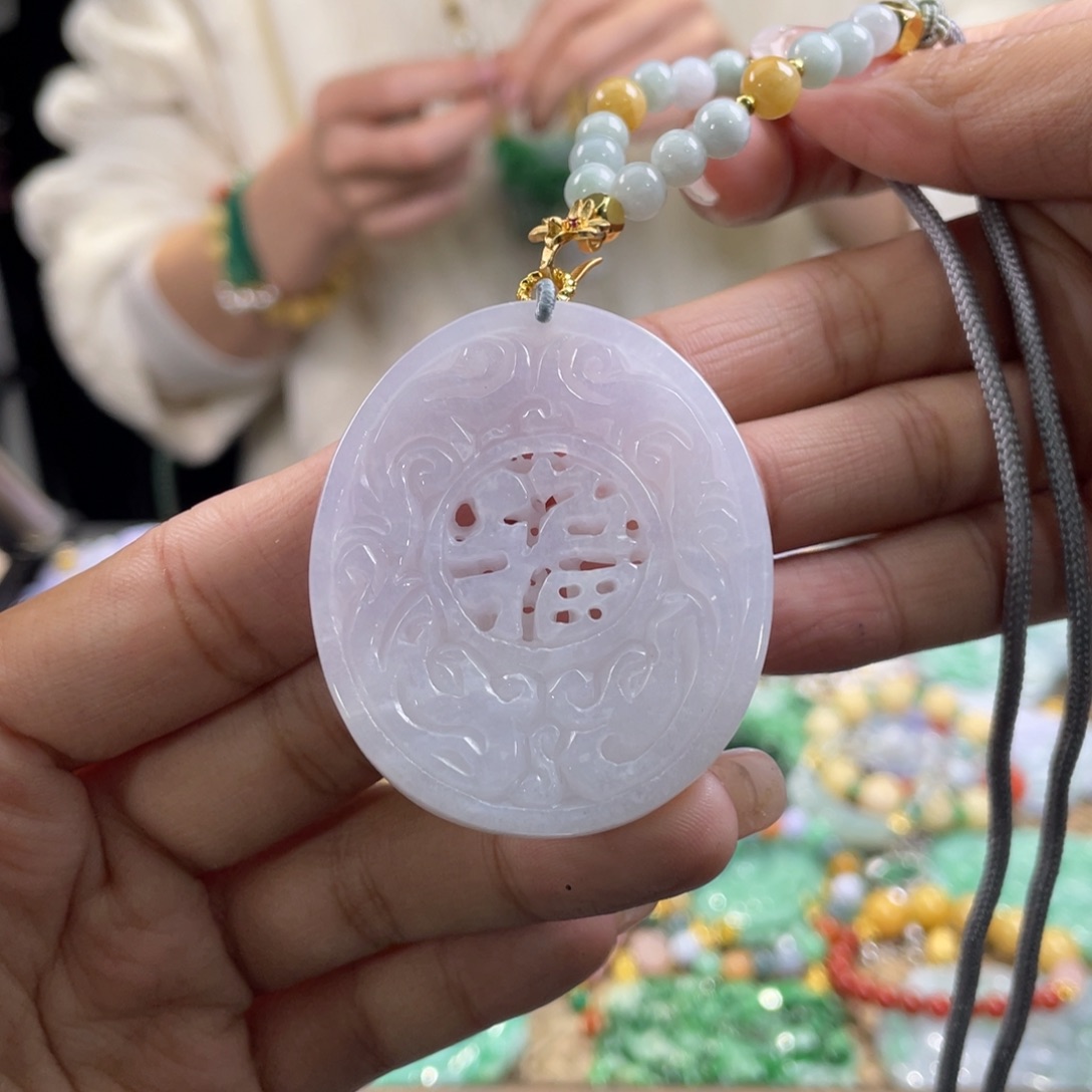 翡翠颈饰未镶嵌代编织