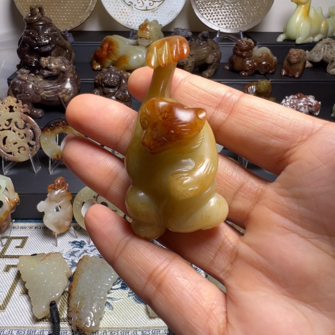 和田玉挂件未镶嵌古**主