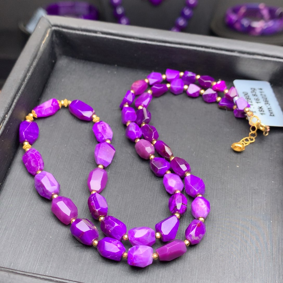 苏纪石（舒俱来）项链18K金镶嵌