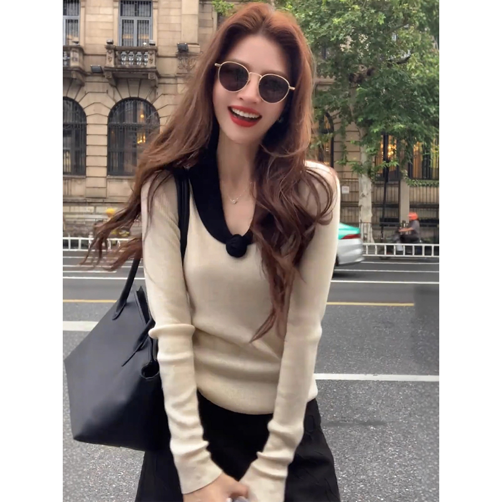 法式气质花朵撞色V领针织衫女秋冬季慵懒通勤简约内搭打底衫上衣