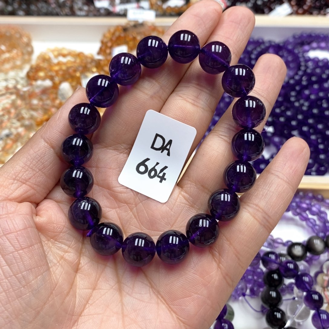 水晶多样性发一未镶嵌李*田