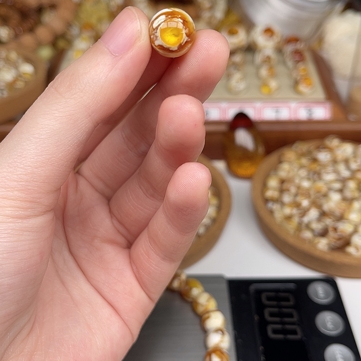 蜜蜡裸石未镶嵌求**善87号