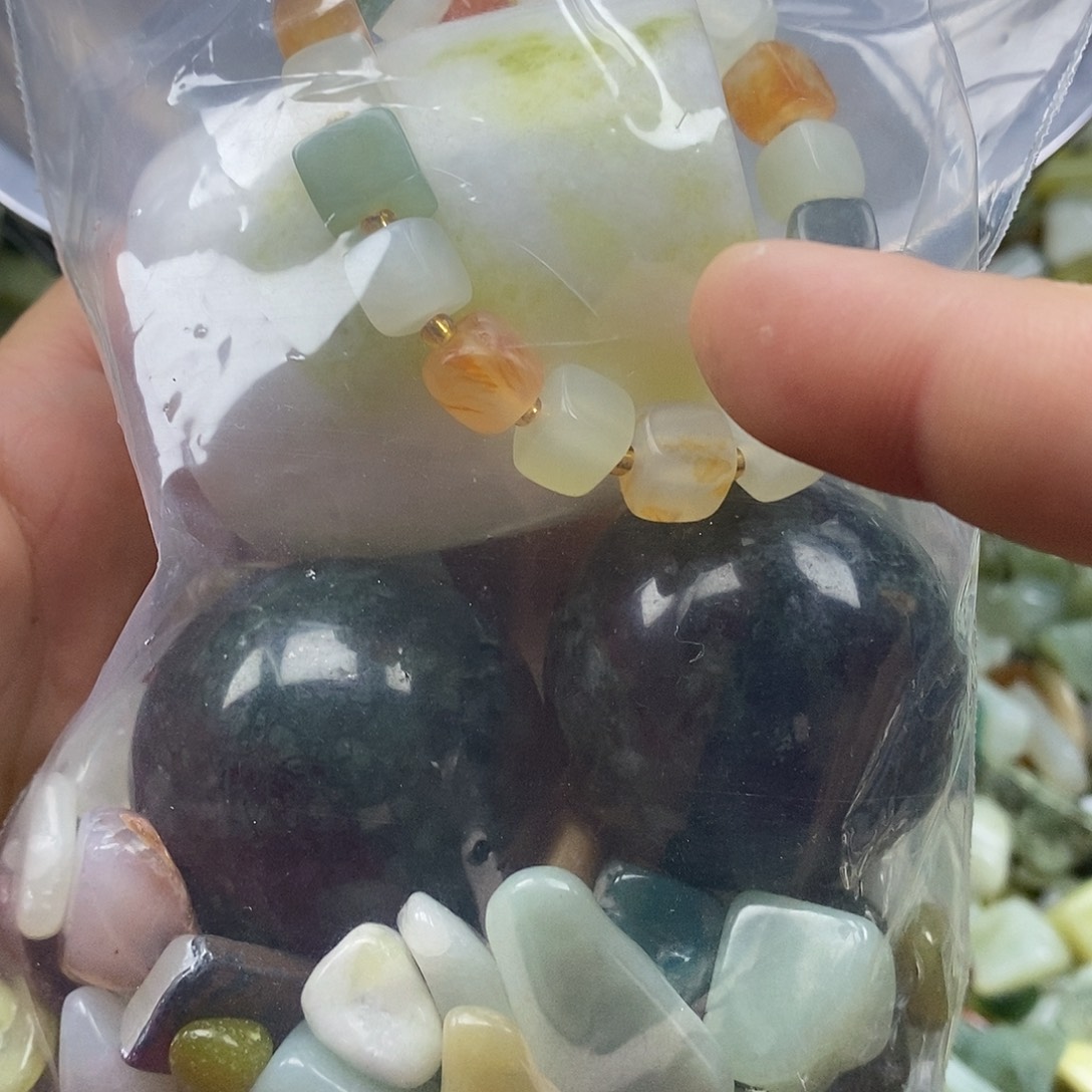 蛇纹石玉未镶嵌鱼缸石