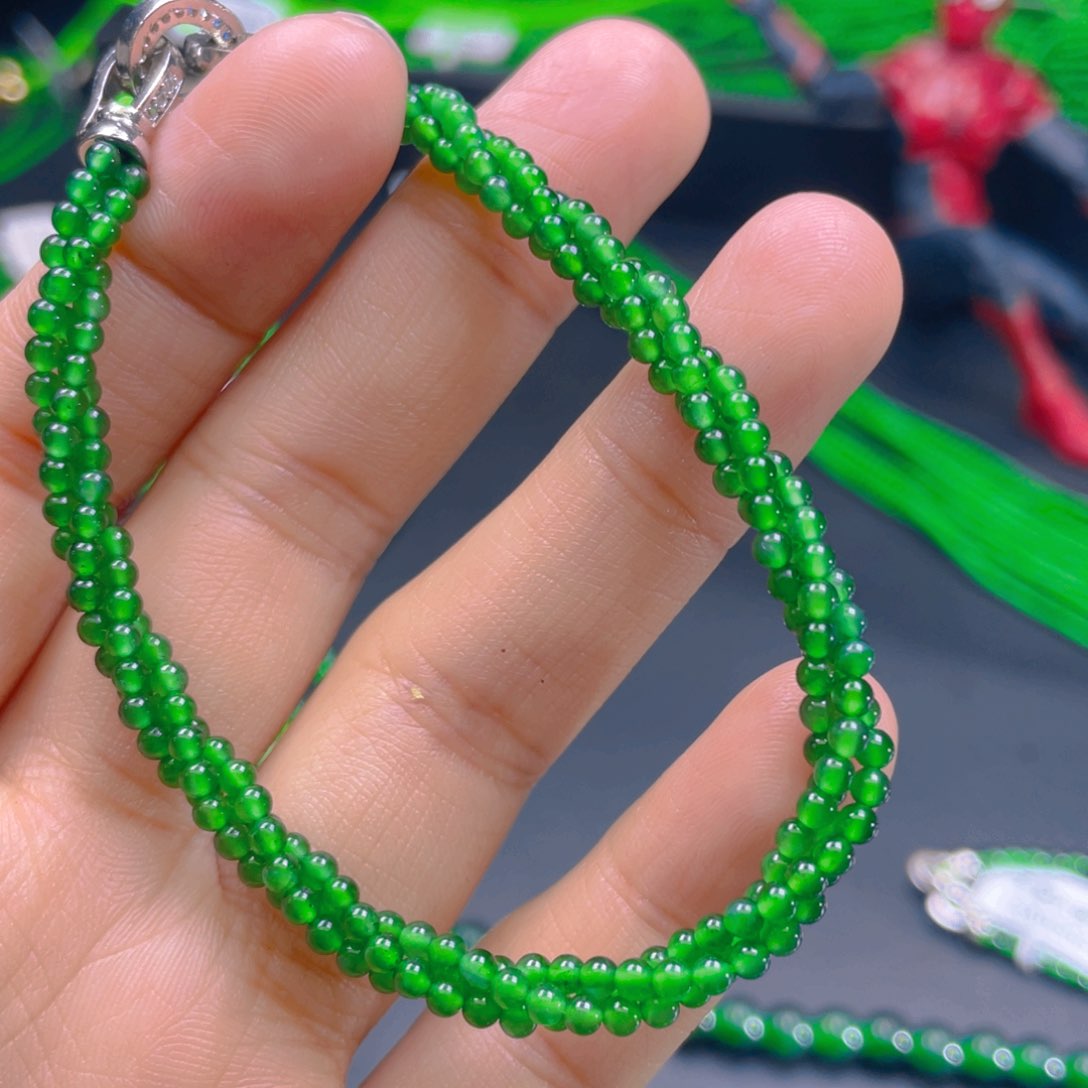 翡翠颈饰未镶嵌，1