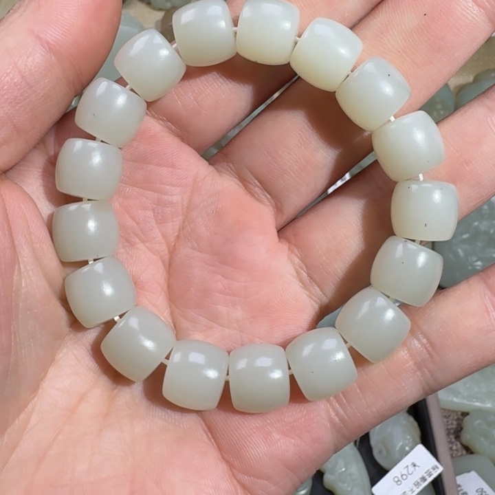 和田玉吊坠(不含链)未镶嵌