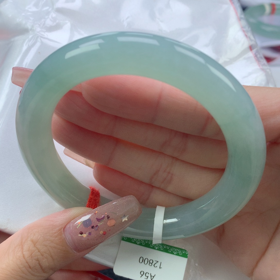 翡翠手镯未镶嵌56.6圆条