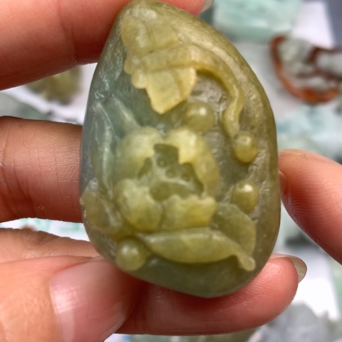 定制翡翠未镶嵌翡翠