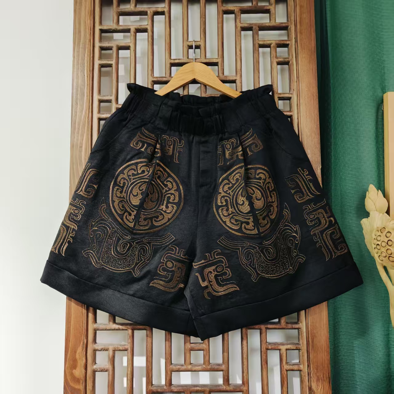 （LK109-4）凤徕兮定制黑色光板底青铜刺绣全松紧加衬花边腰中裤