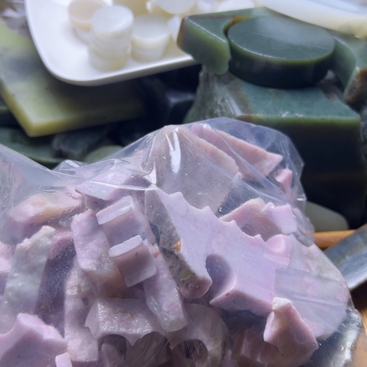 厉***晨和田玉（糖玉）未镶嵌挂件